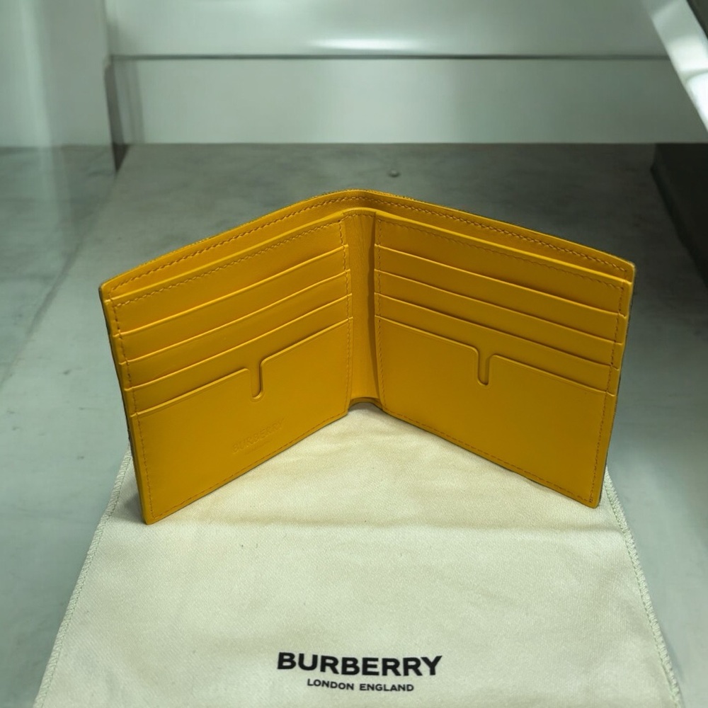 Yellow Burberry Vintage Check Bifold Wallet - Picture 2 of 8